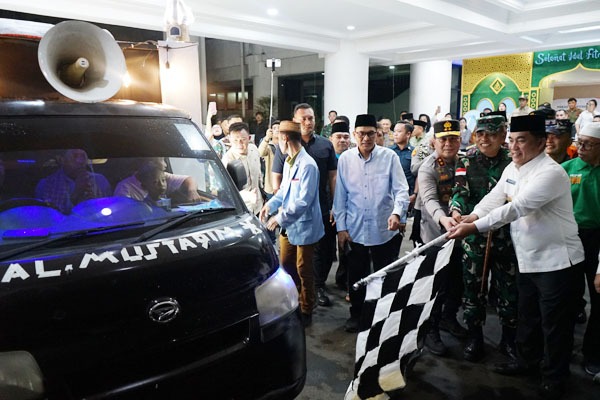 Kapolda Sulut Hadiri Pelepasan Pawai Takbiran Idulfitri 1446 Hijriah di Manado