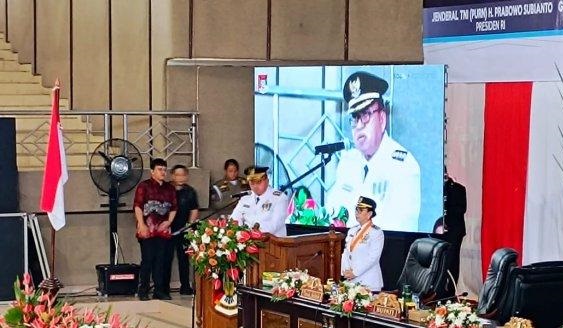 DPRD Minahasa Gelar Rapat Paripurna, Bupati Robby Dondokambey Sampaikan Pidato Perdana