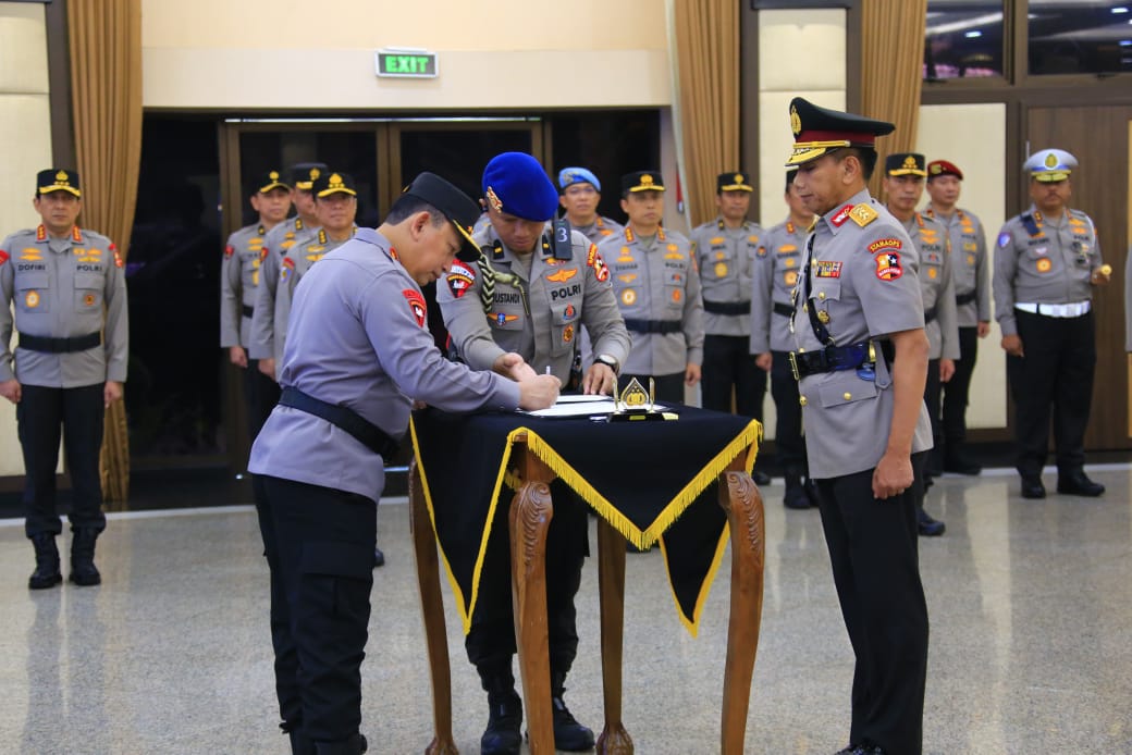 Polri Lakukan Mutasi dan Promosi Jabatan untuk 49 Pati dan Pamen, Termasuk Jabatan Kapolda Jabar