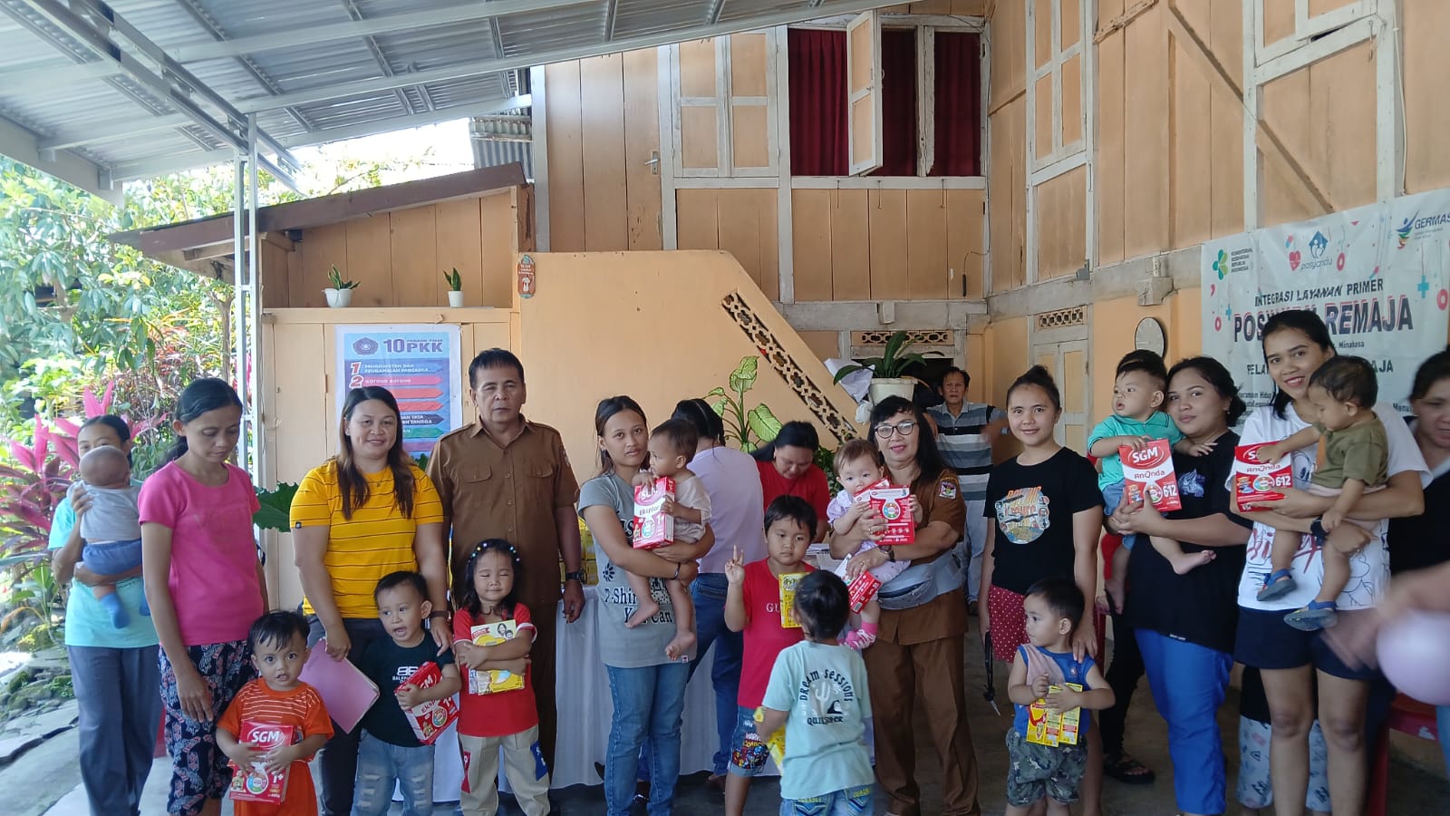 Pemerintah Desa Kolongan Satu Kacamatan Kombi Sukses Laksanakan Posyandu Balita, Lansia, Remaja.