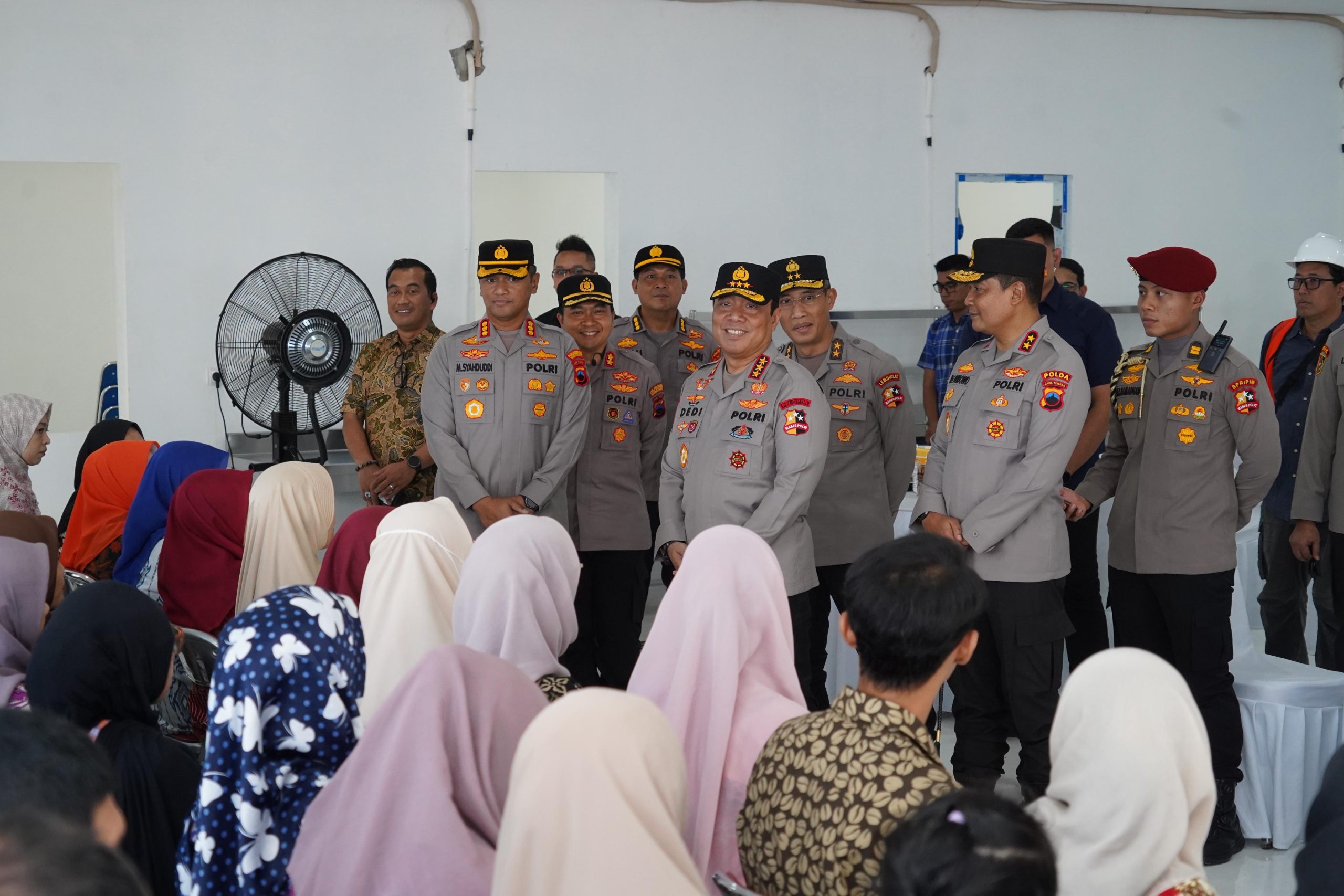 Wakapolri Tinjau Pembangunan SPPG Polri Polda Jateng