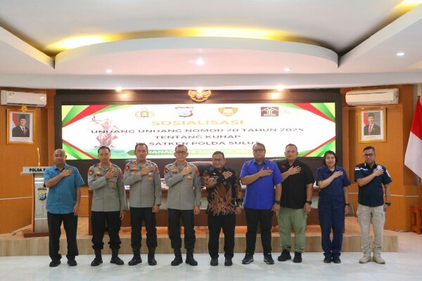 Bidkum Polda Sulut Gelar Sosialisasi KUHAP Baru kepada Personel Polri