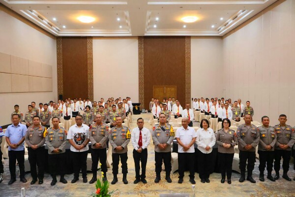 Tingkatkan Kualitas Pembuktian Ilmiah, Irwasda Polda Sulut Buka Coaching Clinic Bidlabfor 2026