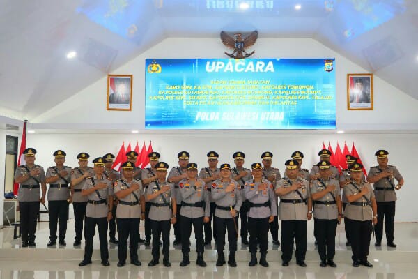 Sertijab PJU dan Kapolres Jajaran, Kapolda Sulut Tekankan Profesionalisme dan Penguatan Soliditas
