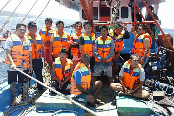 Cuaca Ekstrem Tenggelamkan KM Koxinga di Perairan Kema, Seluruh ABK Berhasil Diselamatkan