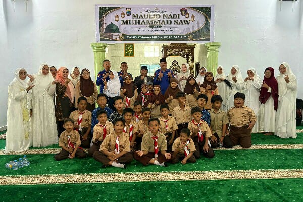 Ditpolairud Polda Sulut Peringati Maulid Nabi Bersama Anak Yatim di Kota Bitung